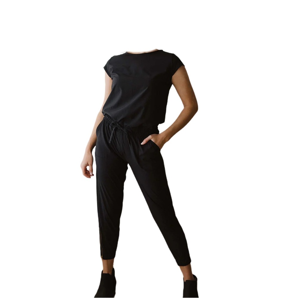 Albion Fit Black One Piece Jumpsuit Women's Size Large Business or Casual